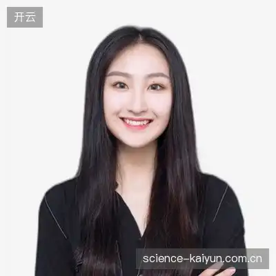 何浩德